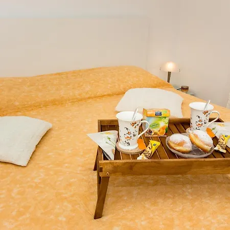 Rina- Heated Salt Water Pool *