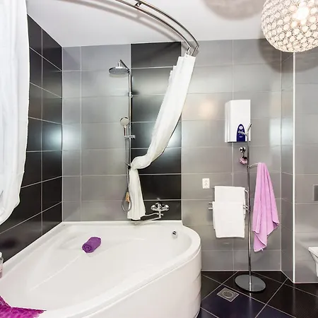 Appartement Rina- Heated Salt Water Pool Kaštela