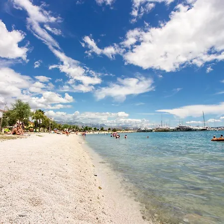 Appartement Rina- Heated Salt Water Pool Kaštela