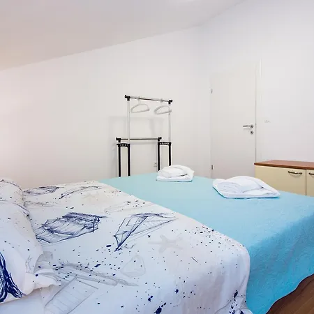 Appartement Rina- Heated Salt Water Pool Kaštela