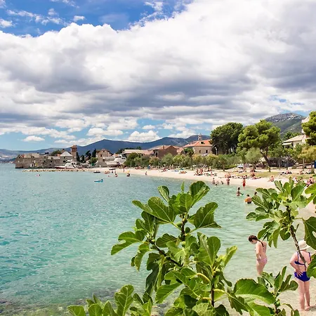 Appartement Rina- Heated Salt Water Pool Kaštela