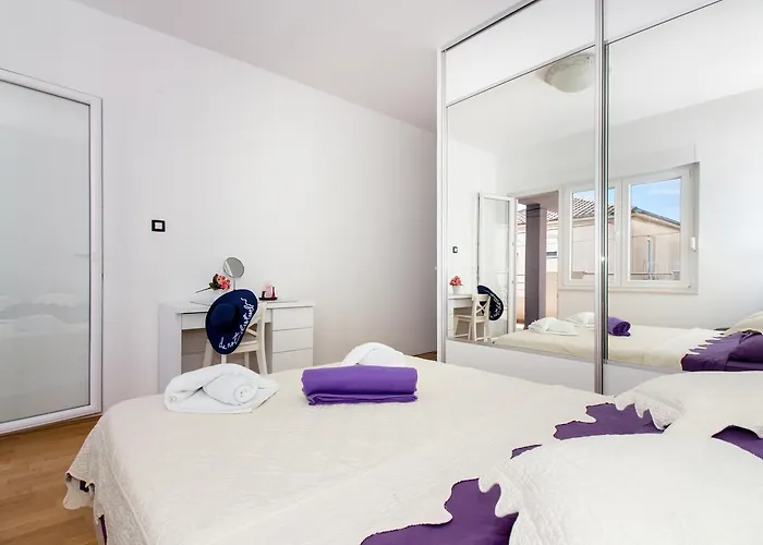 Appartement Rina- Heated Salt Water Pool *